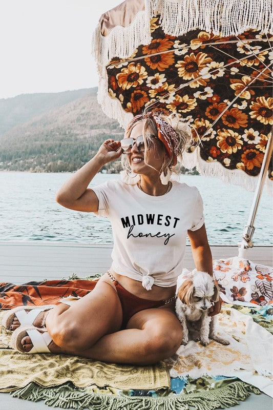 Midwest Honey | Graphic Tee