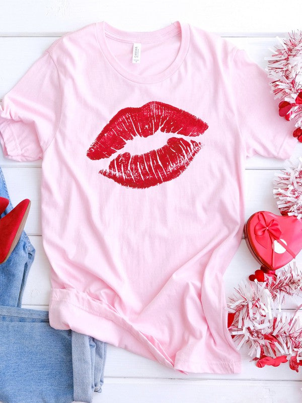 Red Lips | Graphic Tee