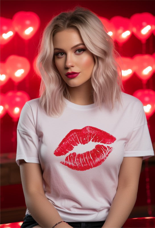 Red Lips | Graphic Tee