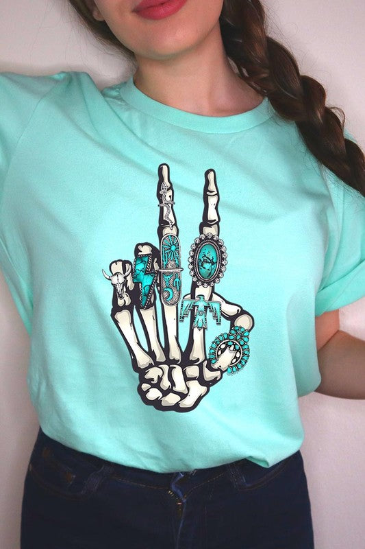 Peace Out | Graphic T-Shirt