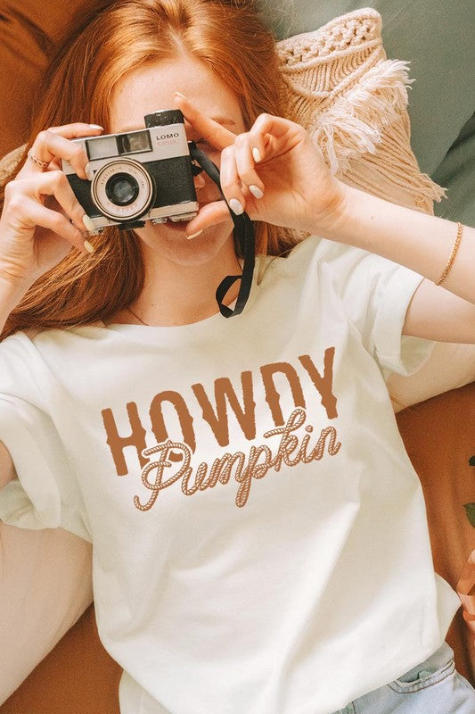 Howdy Pumpkin | Graphic Tee