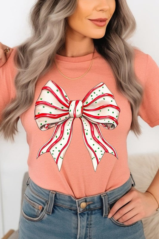 Christmas Tree Cake Bow | Graphic Tee