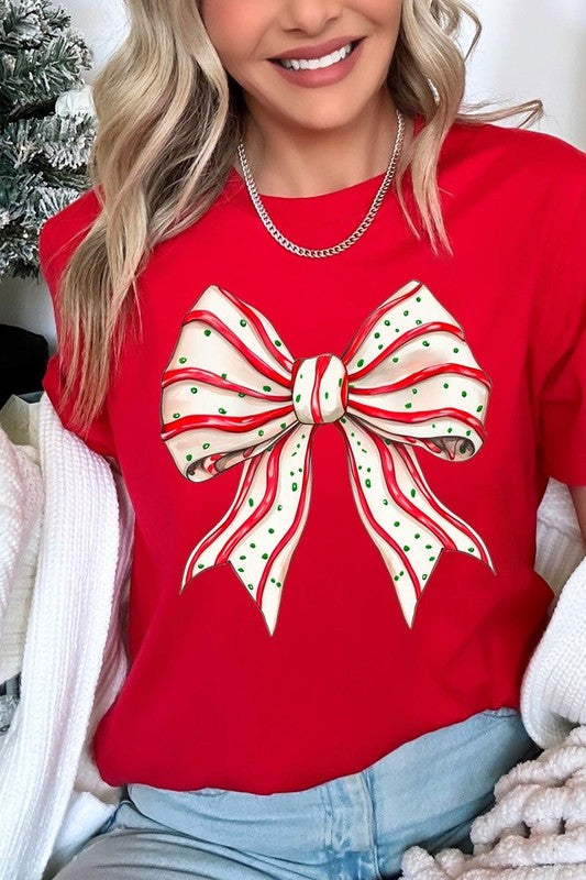 Christmas Tree Cake Bow | Graphic Tee