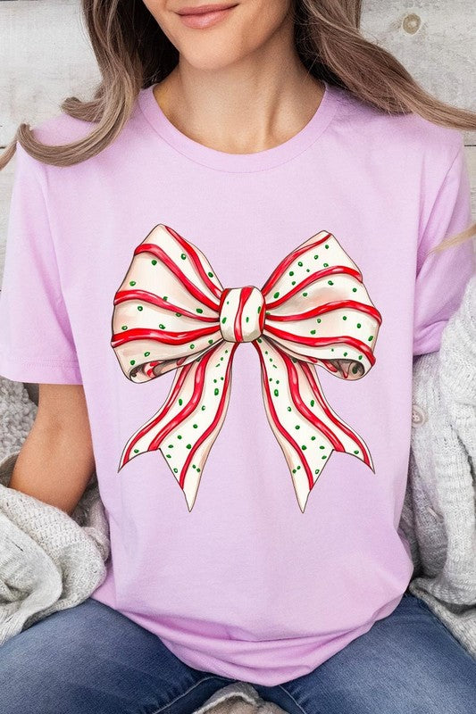 Christmas Tree Cake Bow | Graphic Tee