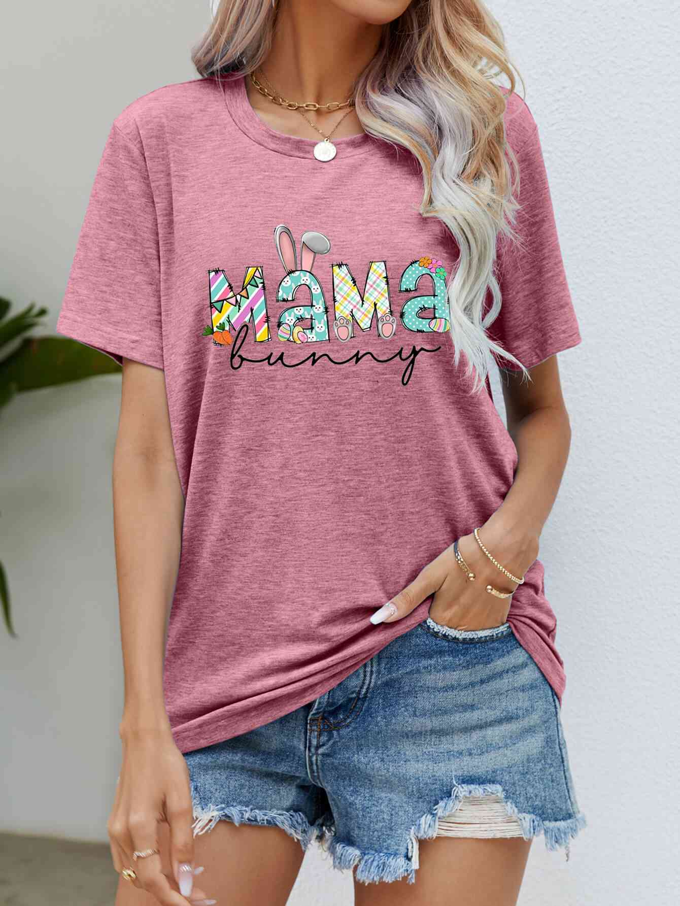 Mama Bunny | Graphic Tee
