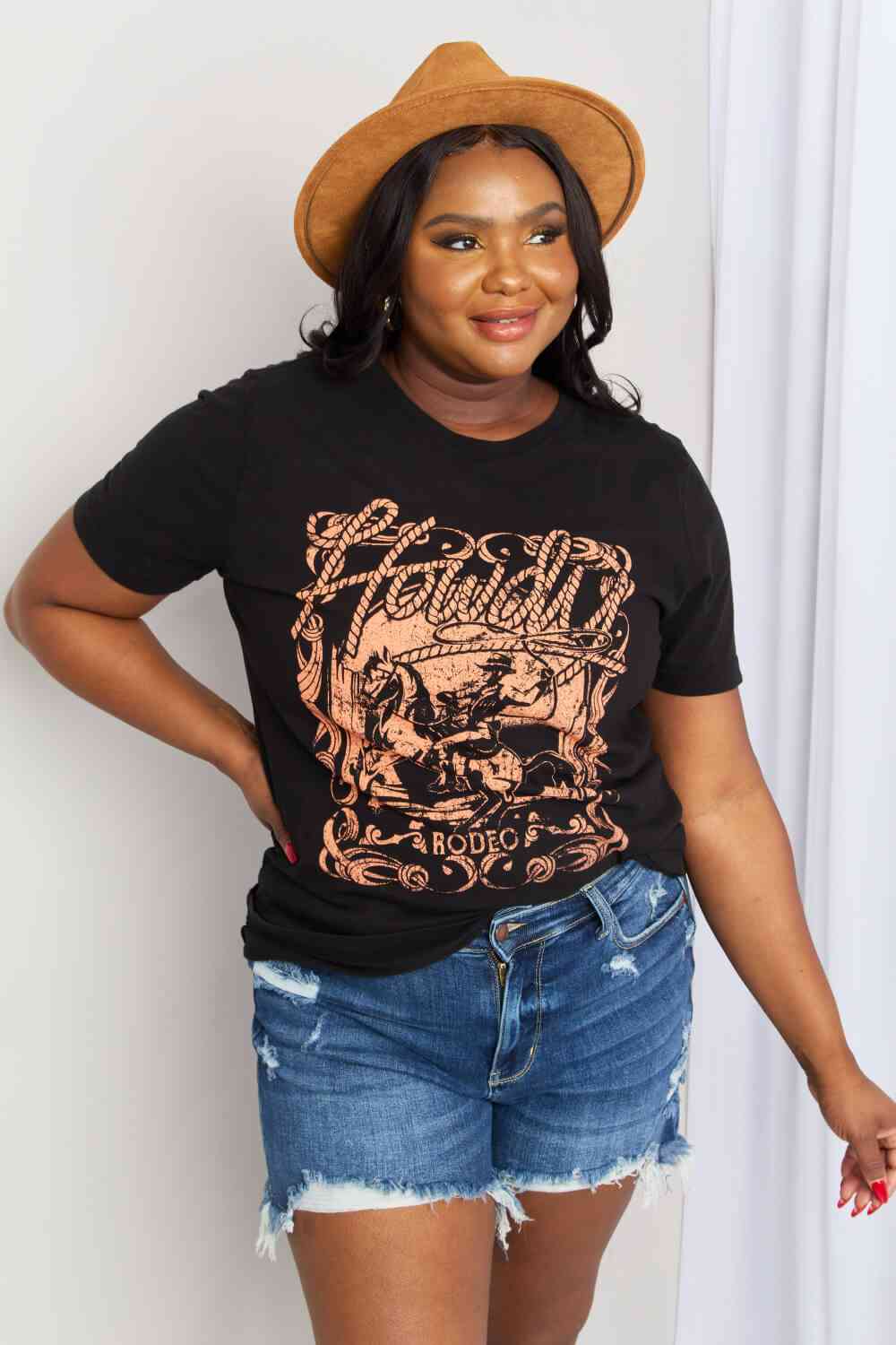 Howdy Rodeo | Tee