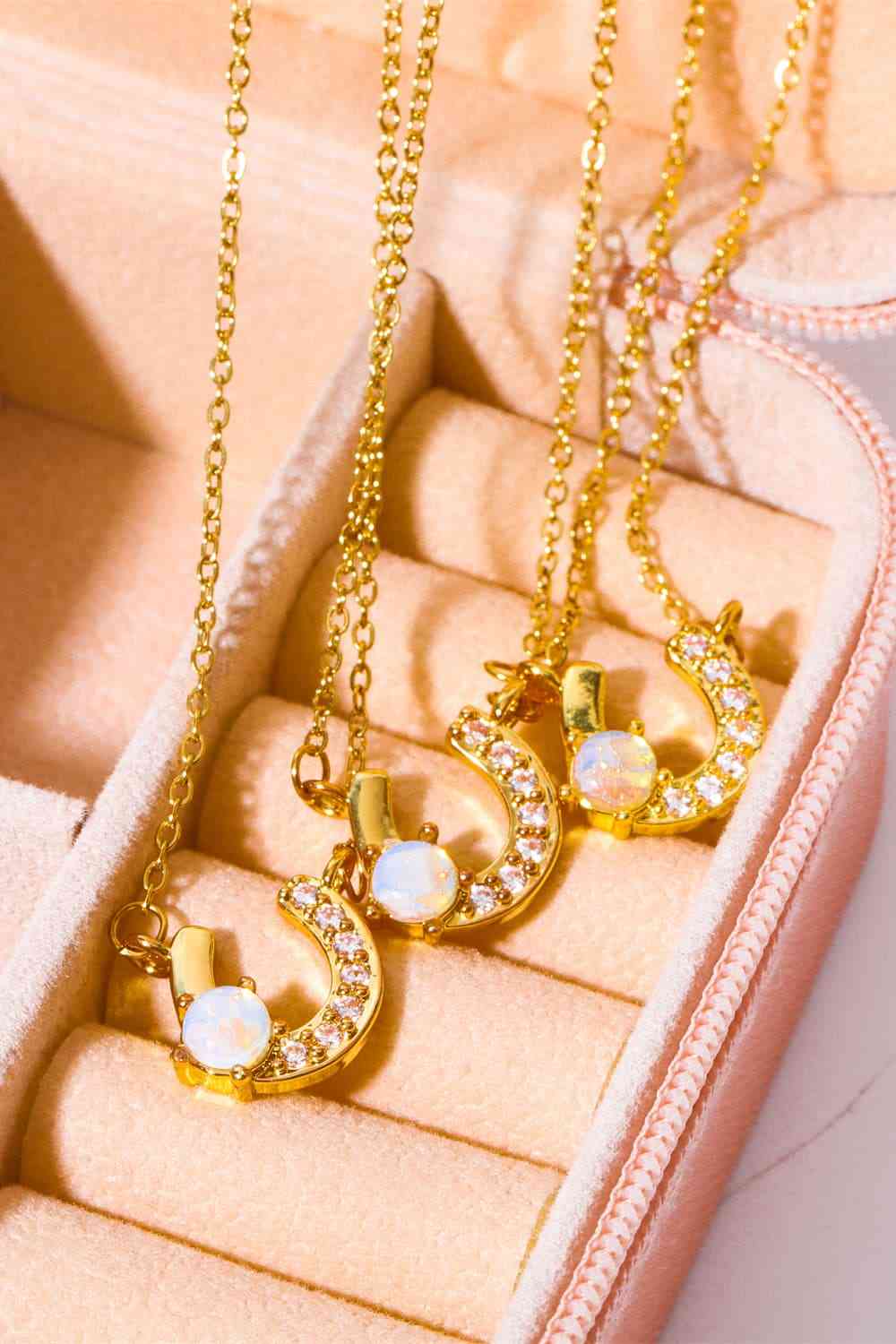 Horseshoe | Necklace